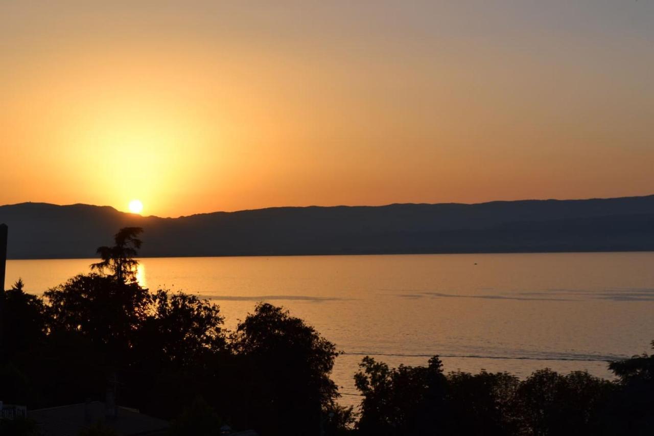 Studion N°1 - 2 A 4 Personnes Apartment Thonon-les-Bains Bagian luar foto